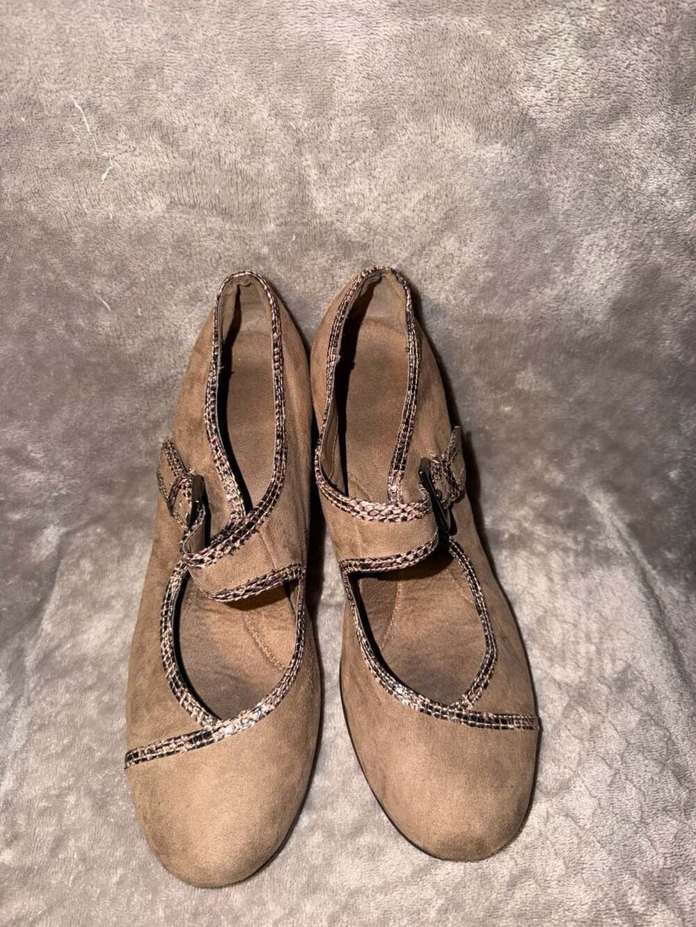 Aerosoles Water Roll Taupe Comfort Pump Mary Jane Snakeskin Trim Suede Heels
